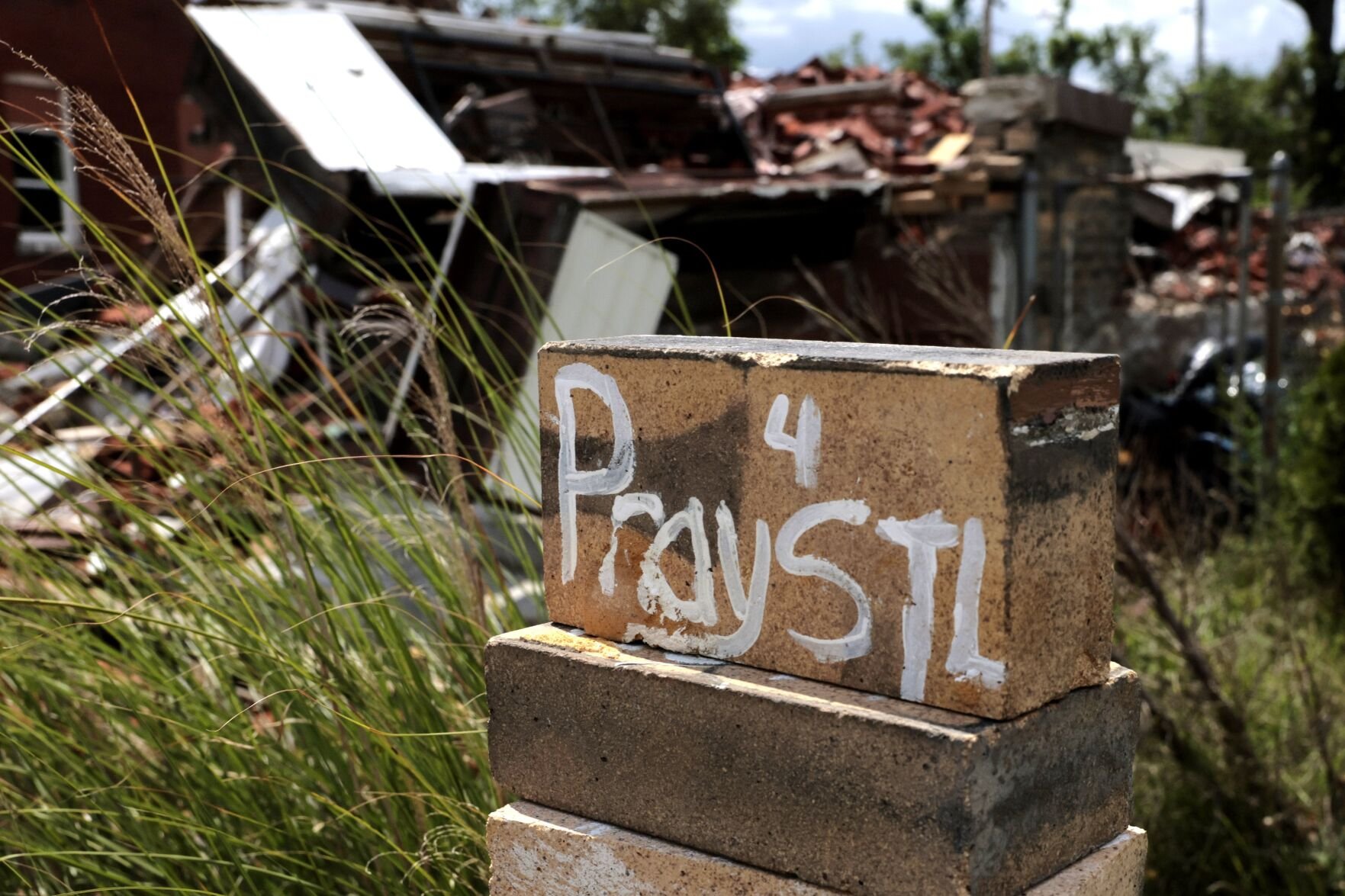 Pray4STL